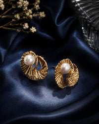 Gold Shell Pearl Studs Thumbnail 1