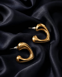 Twisted Heart Abstract Studs Thumbnail 1