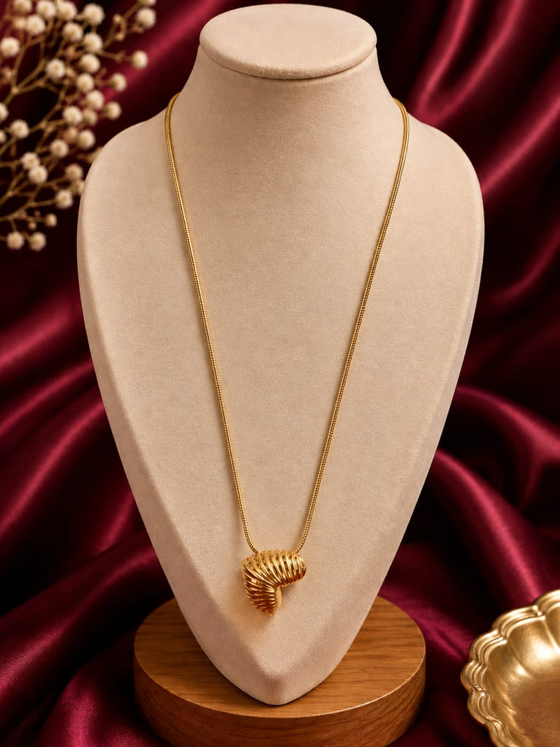 Textured Heart Pendant Necklace