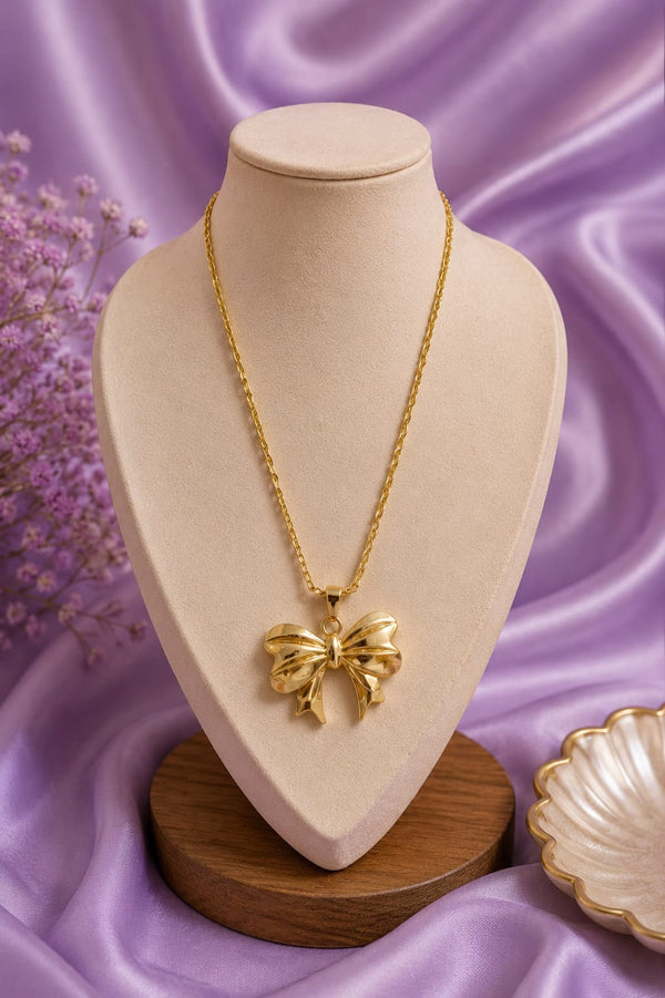 Gold Bow Pendant Chain