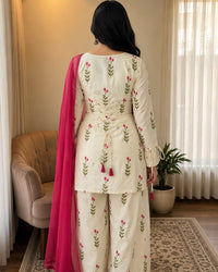 Pink Floral Printed 3-Piece Farshi Suit Thumbnail 3
