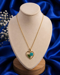 Heart Shape Resin Pendant Thumbnail 1